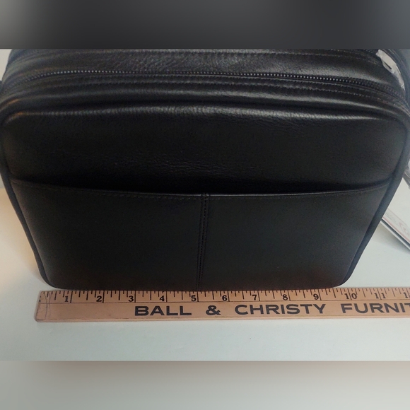 NWT ili New York Leather Organizer Crossbody - Picture 14 of 16